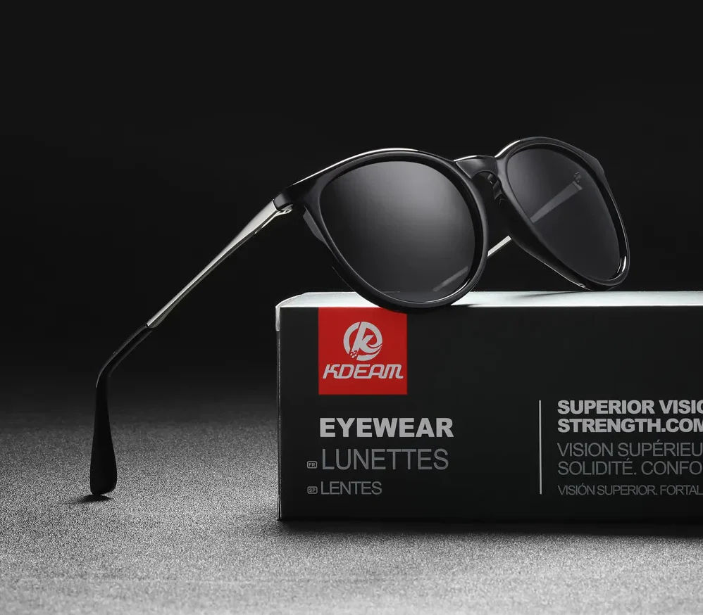 Women's Classic Oval Style Sunglasses - Afbeelding 8